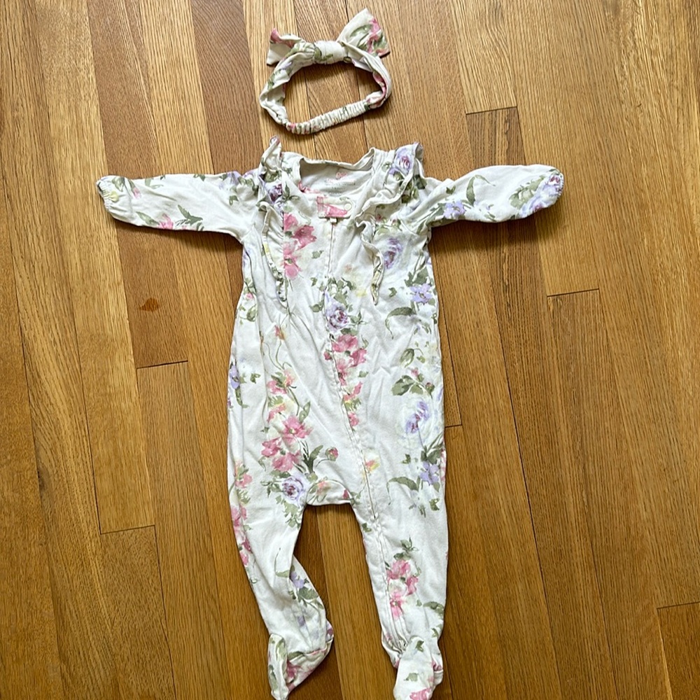 Gap x LoveShackFancy onesie with bow